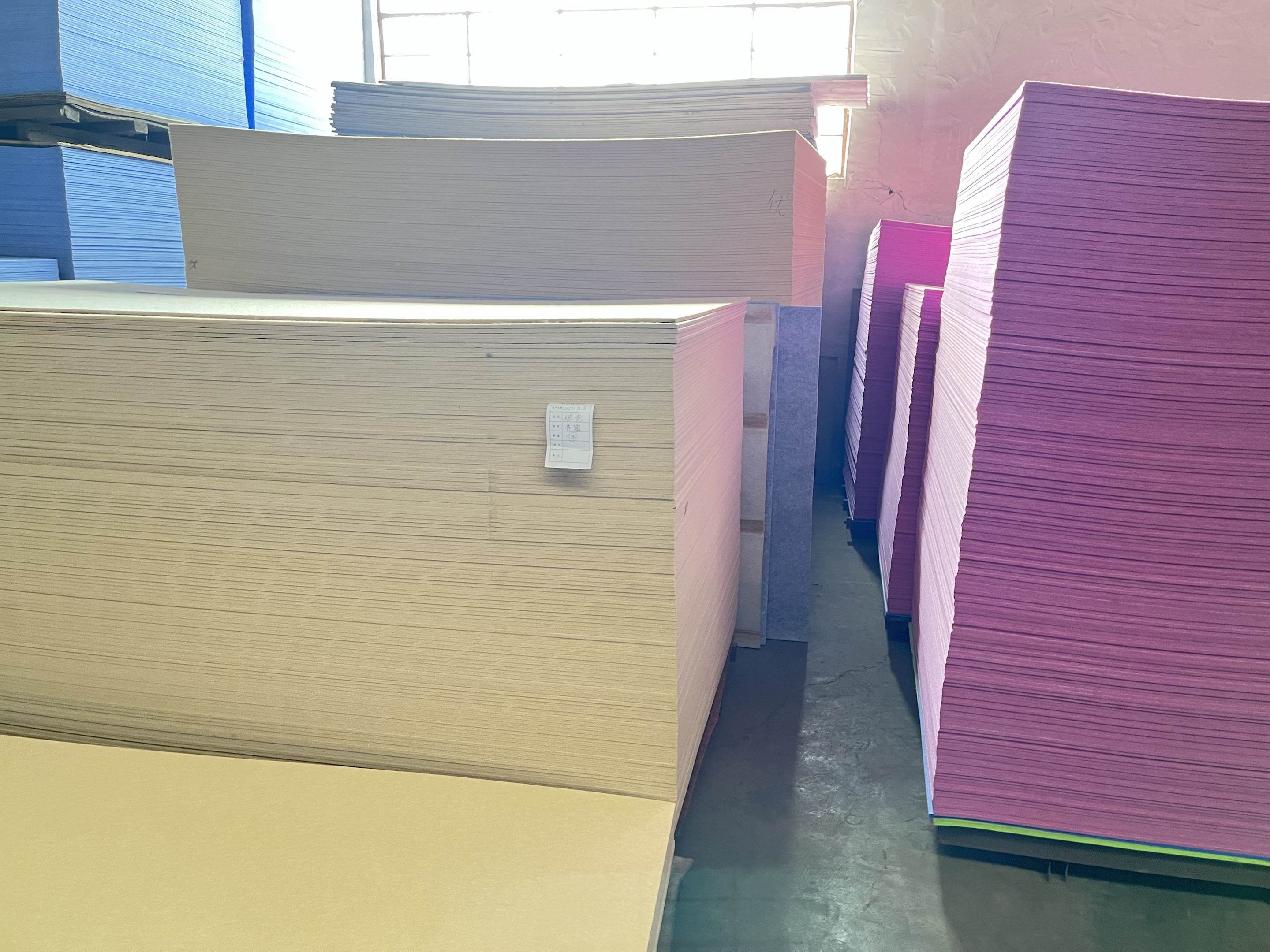 83891cff-1a97-4170-9fb5-0e36031cf221.jpg 吸音板