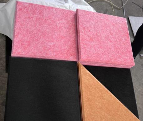 560311100104135.jpg 聚酯纖維吸音板