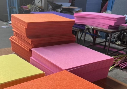 131144130.jpg 聚酯纖維吸音板